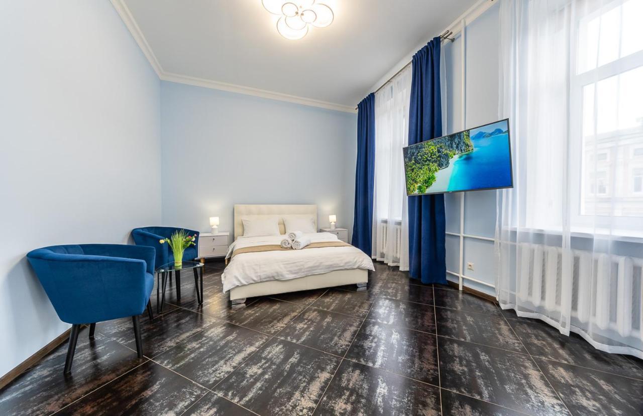 View On Sofievskaya Square Apartment Kyiv Exterior photo