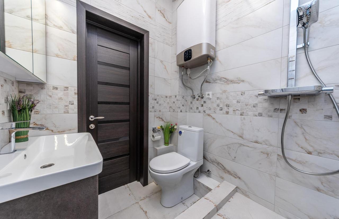 View On Sofievskaya Square Apartment Kyiv Exterior photo