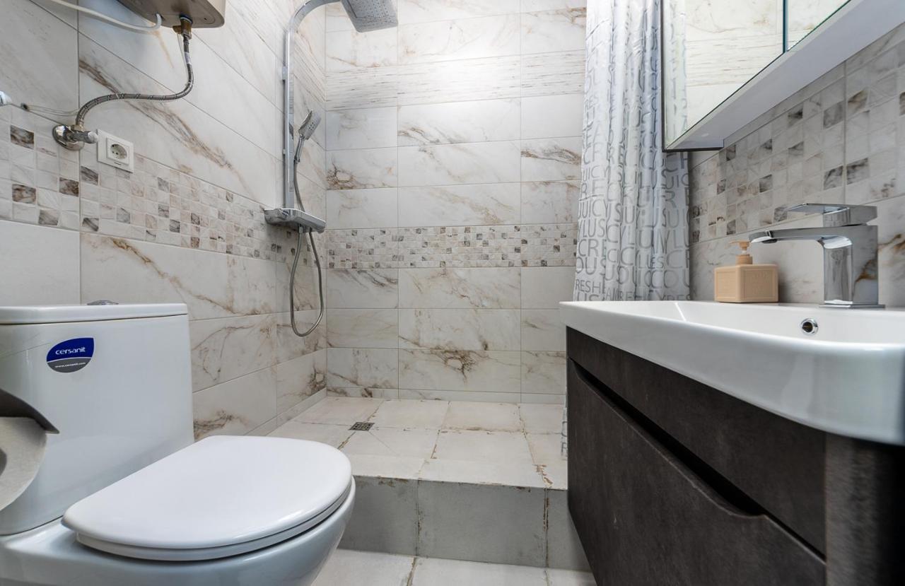 View On Sofievskaya Square Apartment Kyiv Exterior photo
